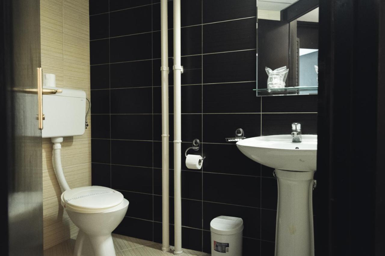 Hotel Lepenski Vir 돈지 밀라노바츠 외부 사진