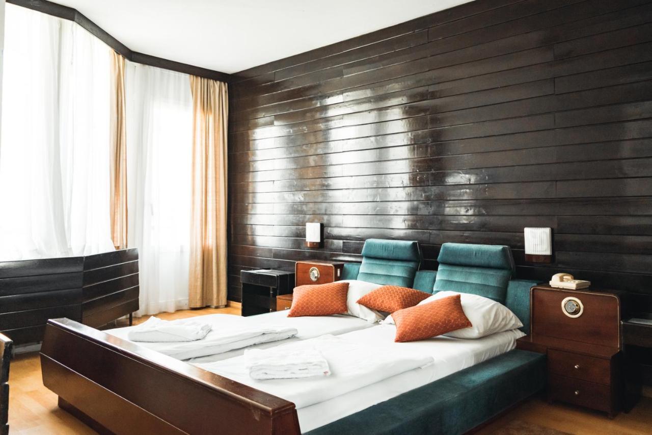 Hotel Lepenski Vir 돈지 밀라노바츠 외부 사진